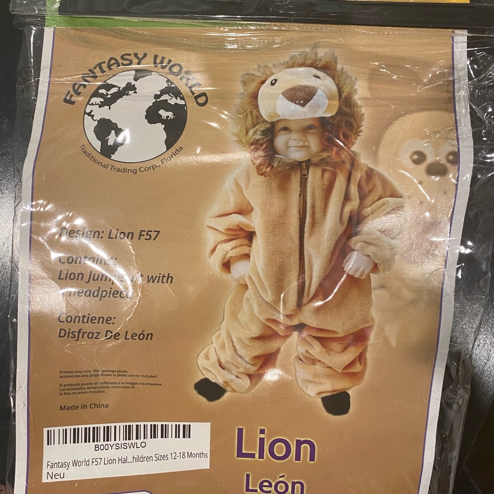 Lion costume size 12-18 months